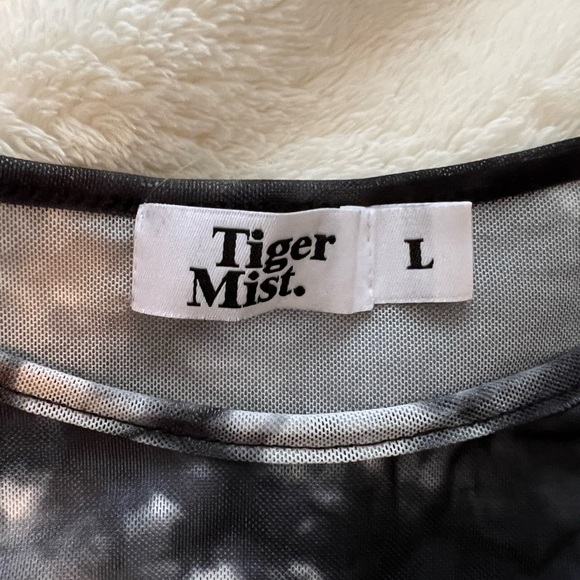 Tiger Mist Mesh Tie Dye Top - Picture 3 of 3